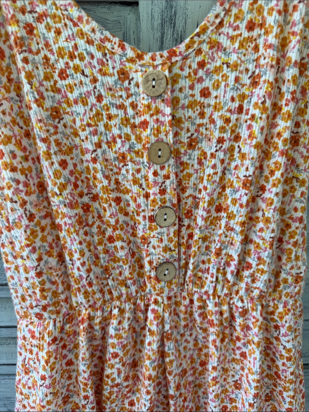 Altar'd State ditsy floral romper Size Small - Picture 4 of 7